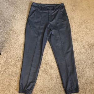 Lululemon high rise jogger